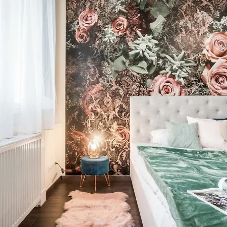 Bpr Cactus Design Apartment